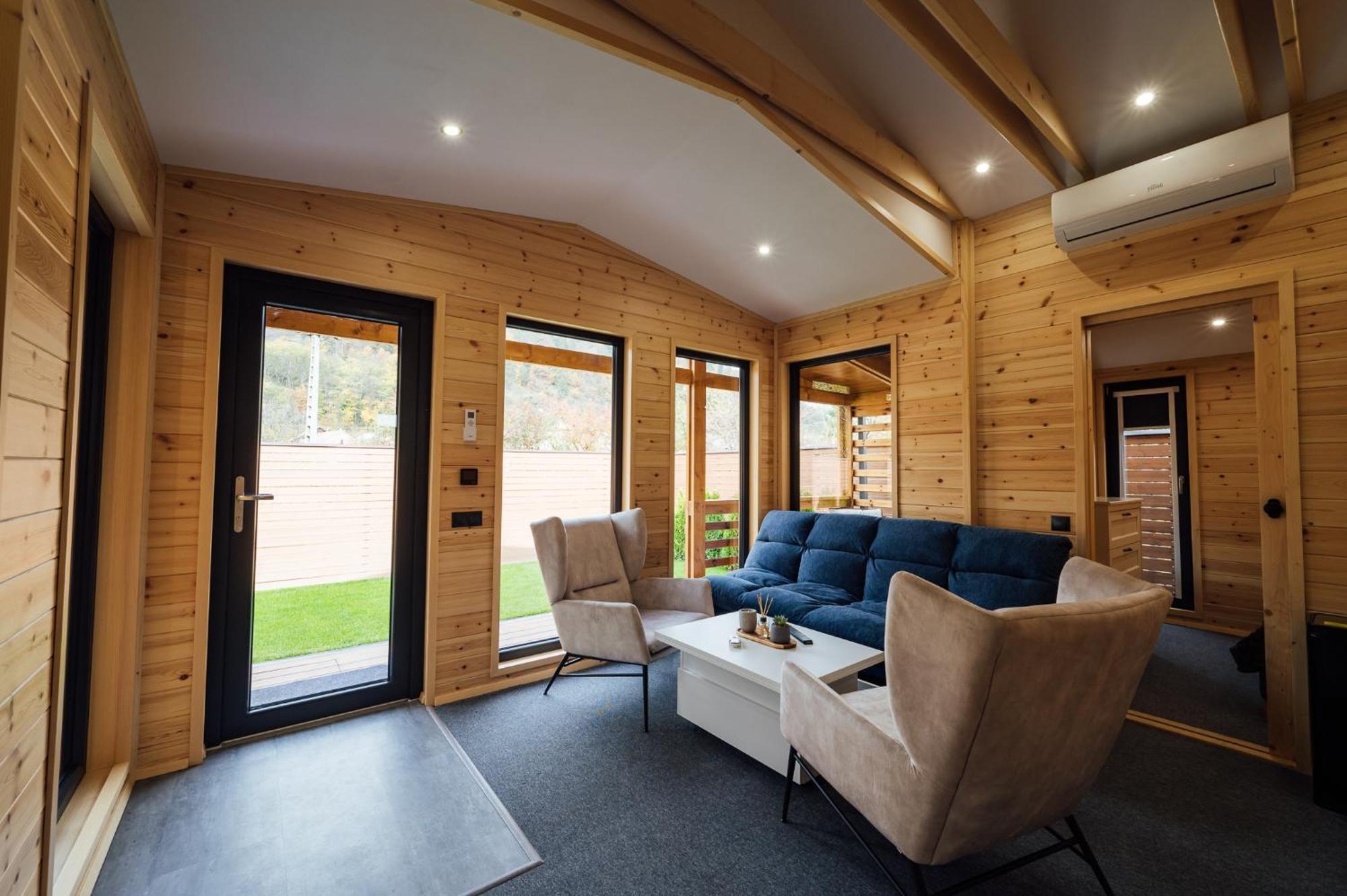 Telegdy Homes Praid Exterior photo